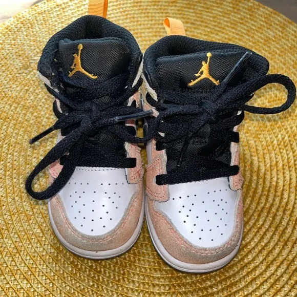 (2) Nike Kids' Multicolor High-Top Sneakers