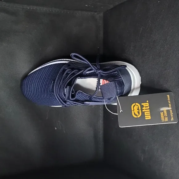 #32 Echo Navy Athletic Sneakers