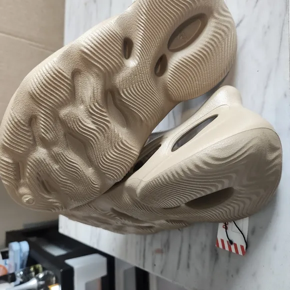 adidas Kids Sneakers in Cream