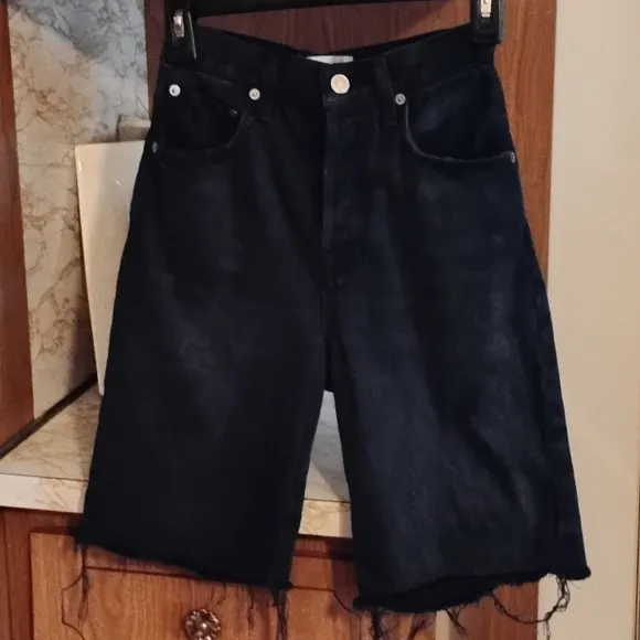 AGOLDE Revolve ‘90s Pinch High Waist Frayed Hem Bermuda Shorts, Black, Size 23