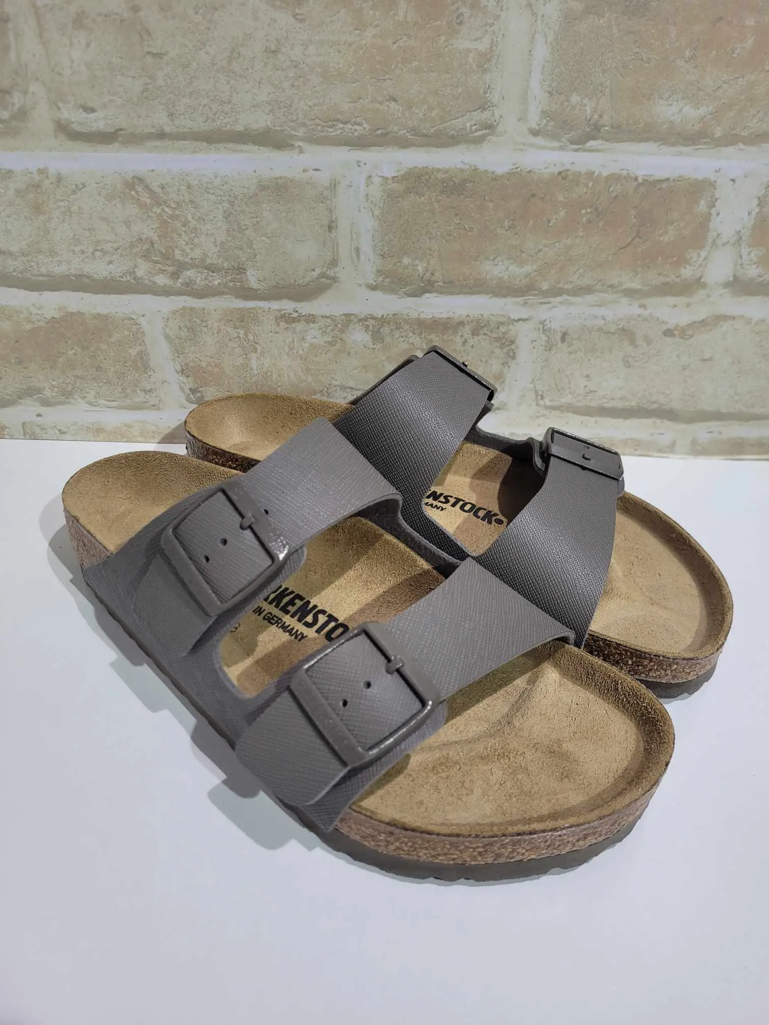 Arizona Saffiano Concrete Grey Birko Regular by Birkenstock