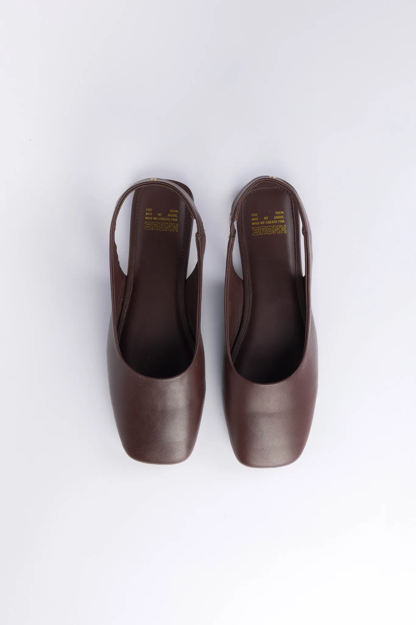 BAY-LIE SANDALS - CHOCOLATE