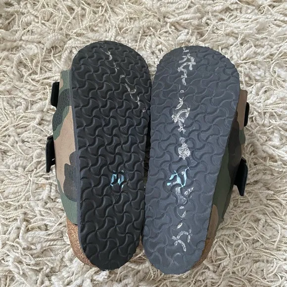 Birkenstock Arizona Kids Desert Soil Camouflage Green, Unisex Youth Size 3.0