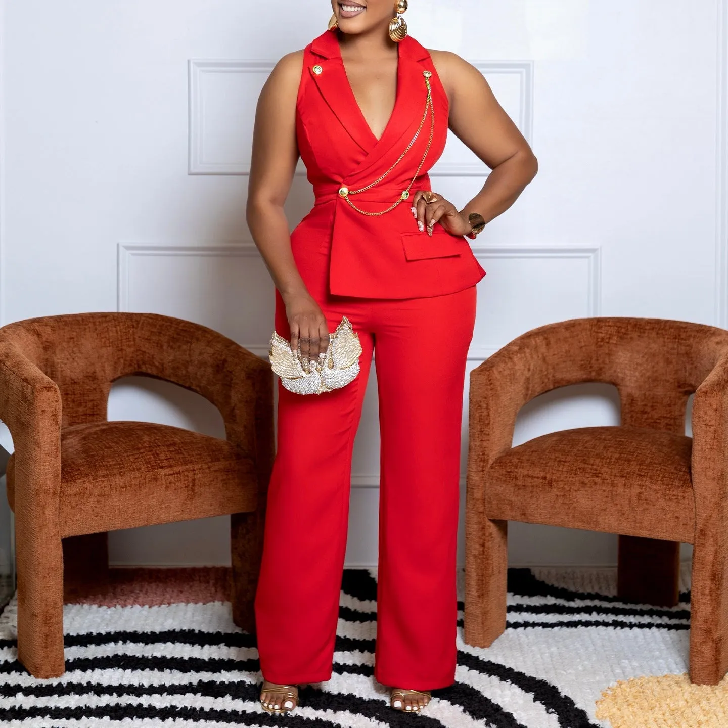 Bold Turndown Collar Wide-Leg Jumpsuit with Stylish Chain Detail