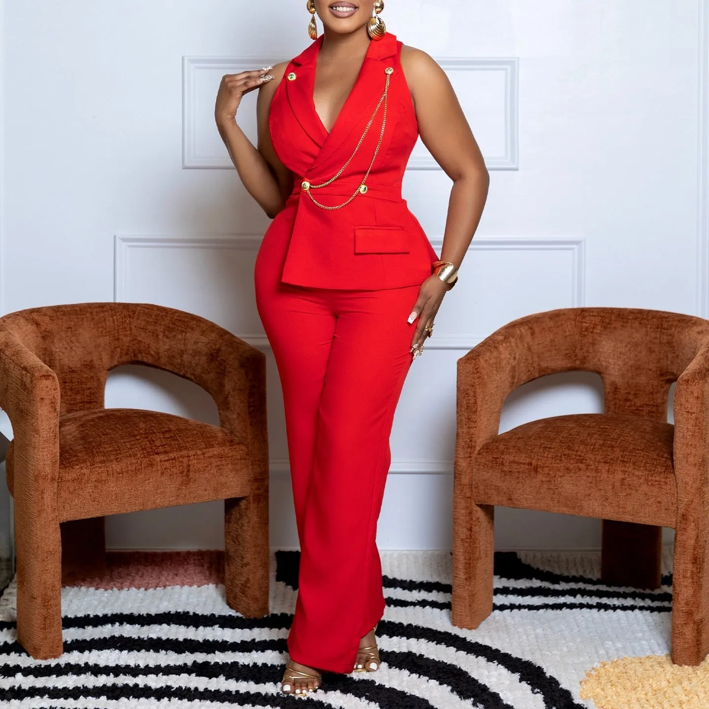 Bold Turndown Collar Wide-Leg Jumpsuit with Stylish Chain Detail