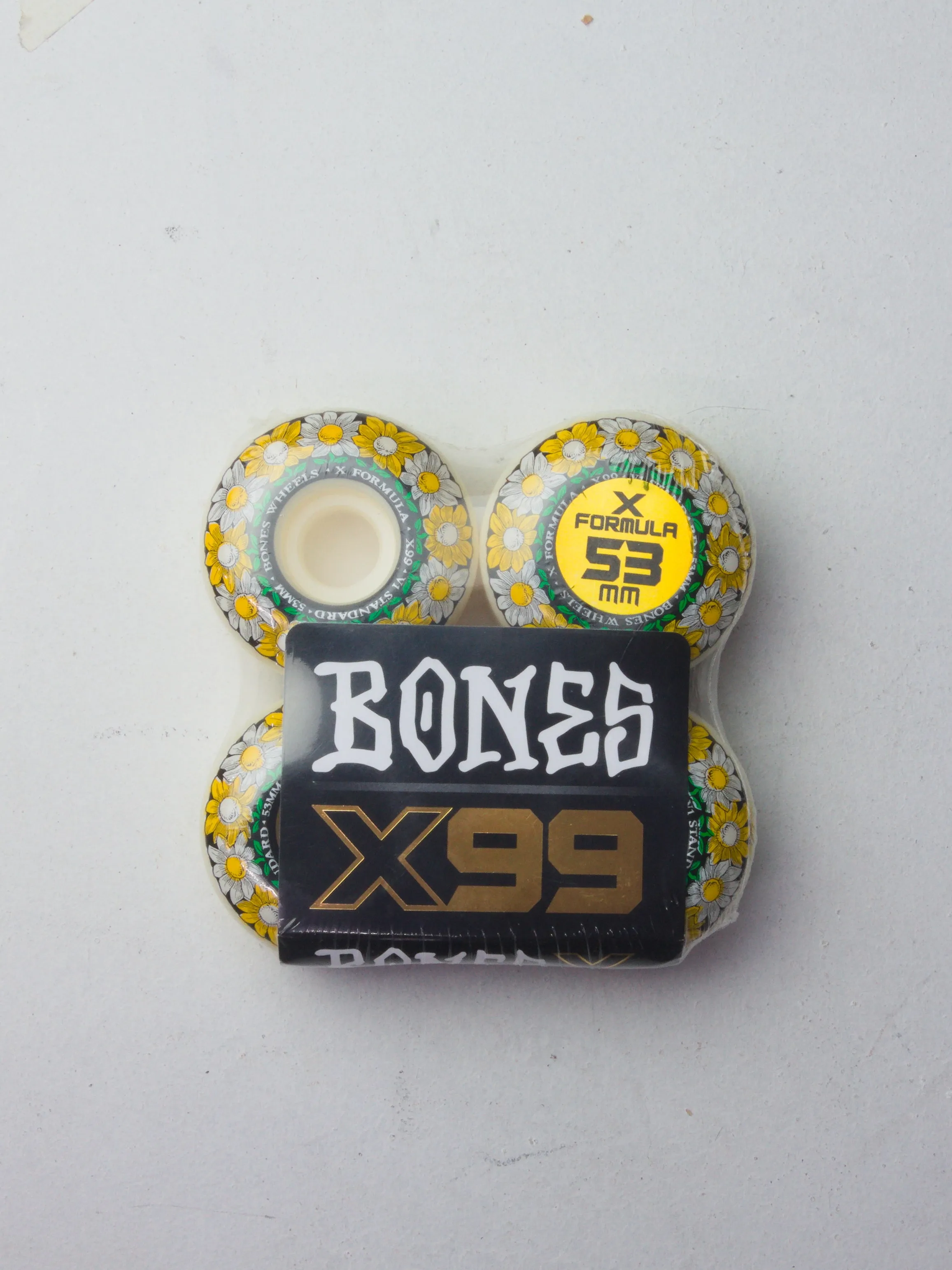 Bones Wheels - x Formula V1 Standard 99a 53 Mm - Pushing Up Daisies - Skateboard Wheels
