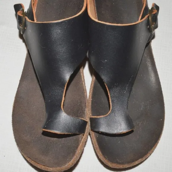 BOSABO FRANCE SZ 38 7.5 8 M BLACK LEATHER THONG LOW HEEL SLIP ON SANDALS