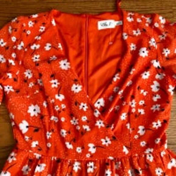 ELIZA J Floral Suplice Tiered Long Sleeves V-Neck Coral Dress Women’s Size 8 NWT