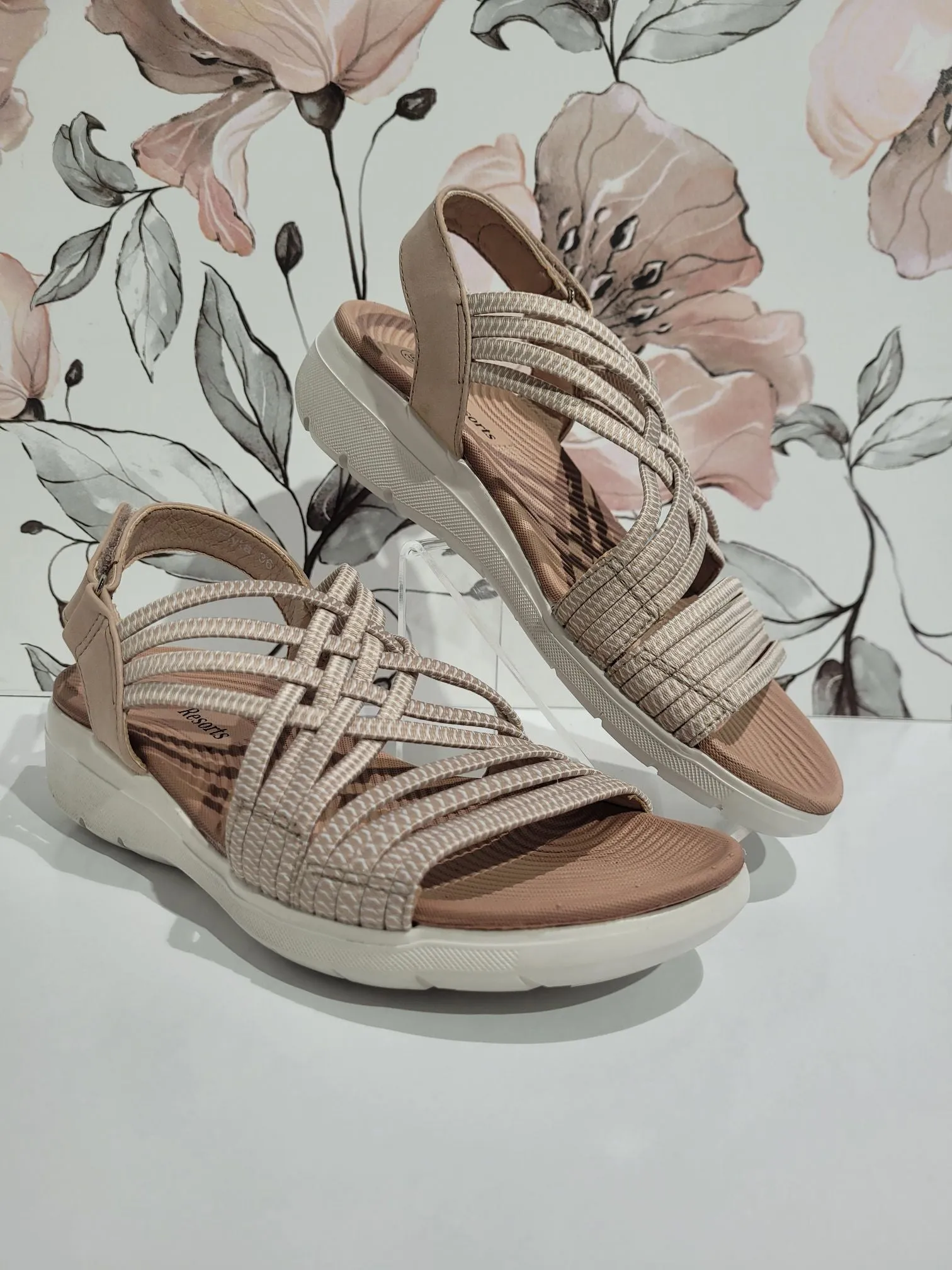Flyta Blush by CC Resorts