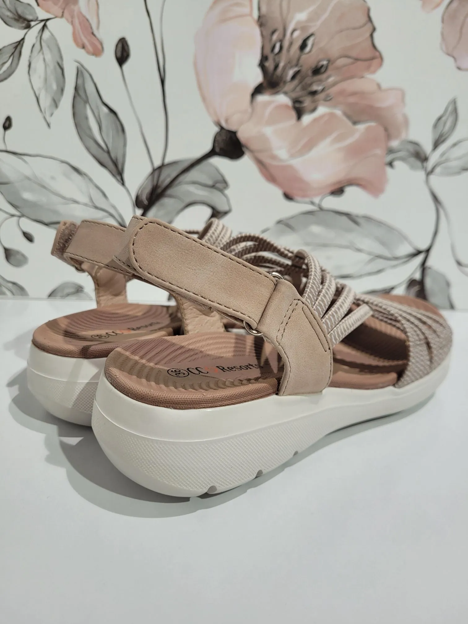 Flyta Blush by CC Resorts