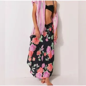 Free People Romance In Rome Midi Skirt Women's Size Small Satin Lace Floral NEW