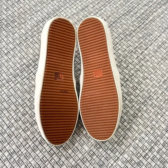 FRYE DYLAN ASH SLIP ON SNEAKERS sz 9