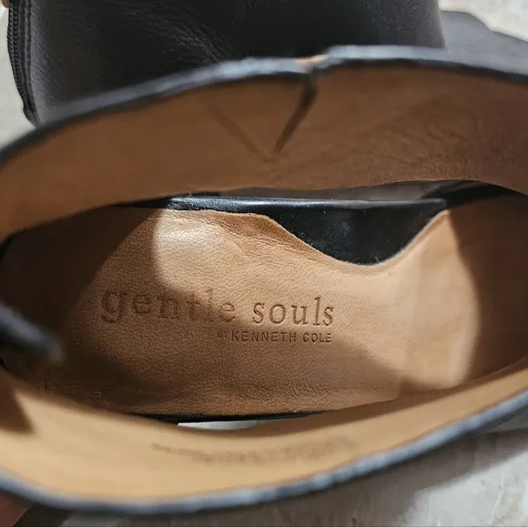 GENTLE SOULS By KENNETH COLE “CHARLENE” BLACK LEATHER OPEN TOE &amp; HEEL BOOTIE