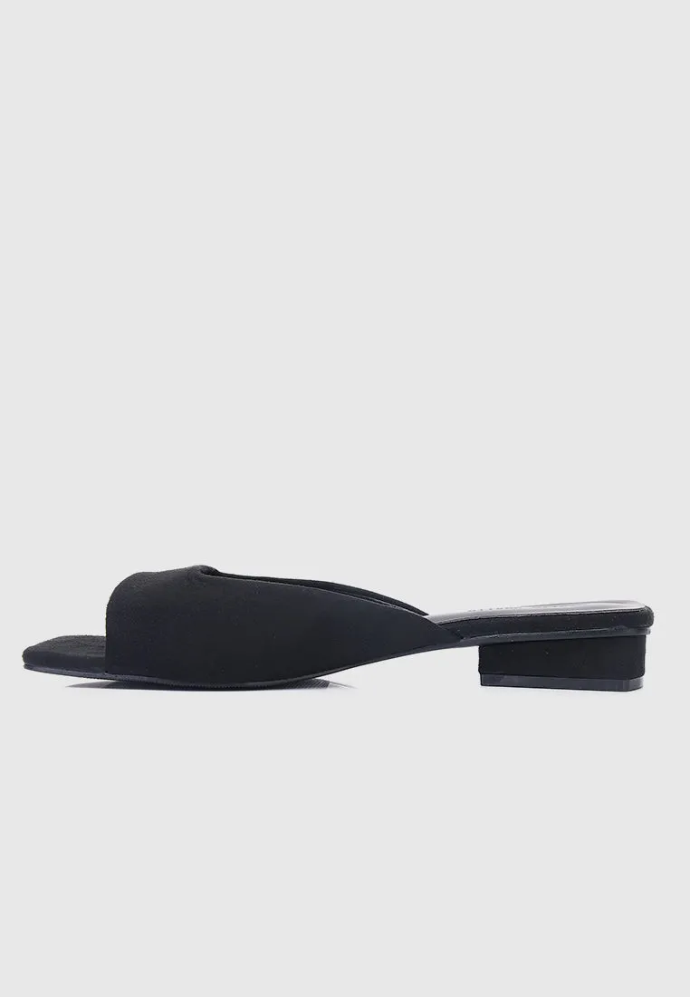 Hermione Slide Sandals (Black)