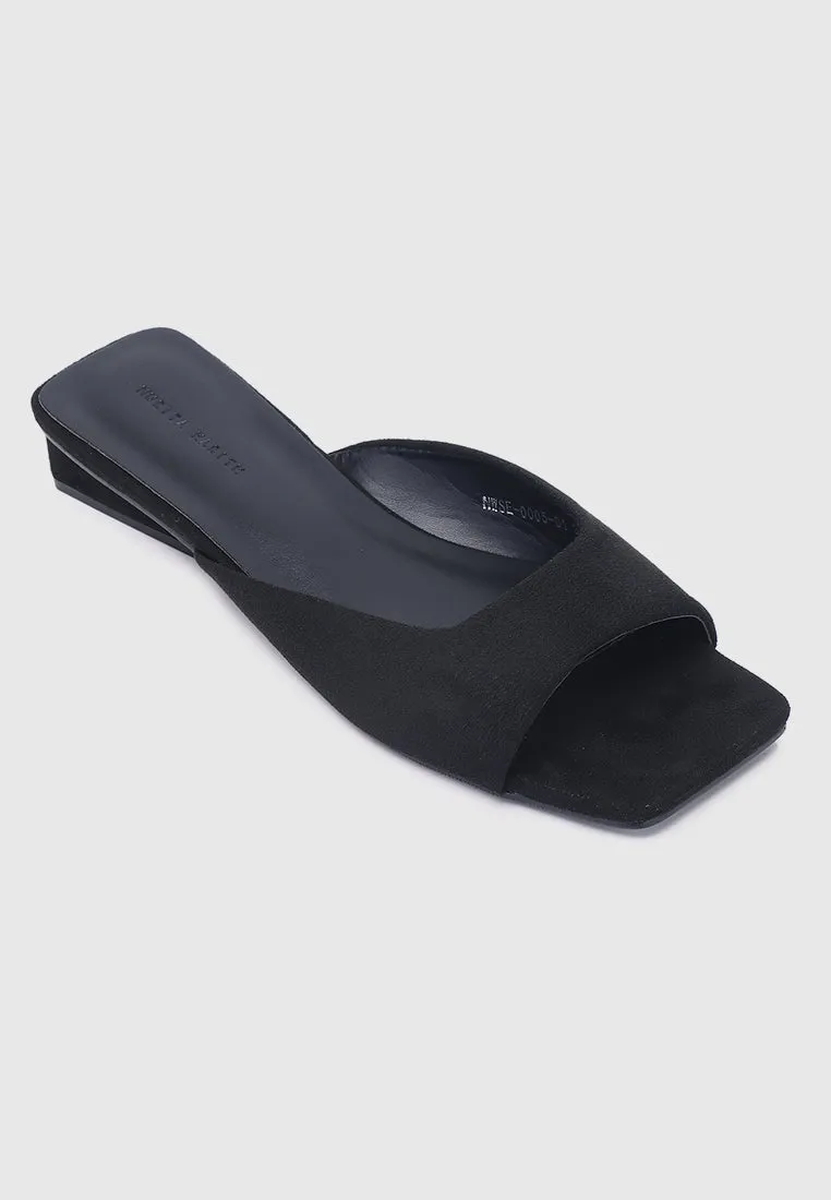 Hermione Slide Sandals (Black)