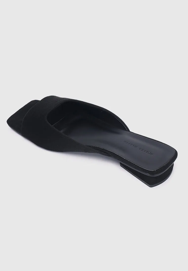 Hermione Slide Sandals (Black)
