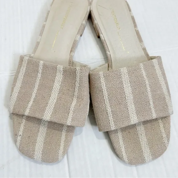 Intentionally Blank Anthropologie Jessica Striped Slide Sandals Size 7 Fabric