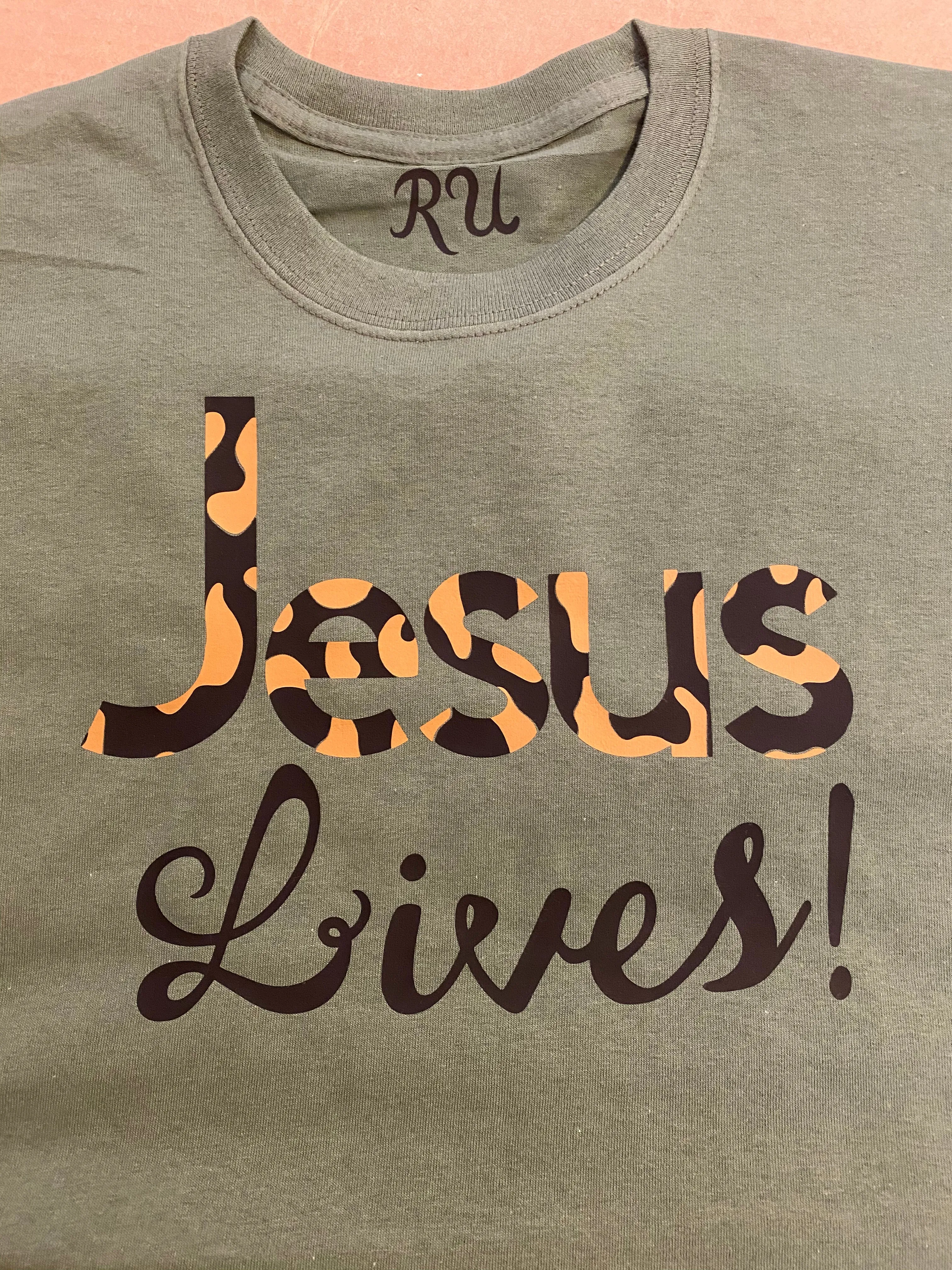 Jesus lives T-shirt