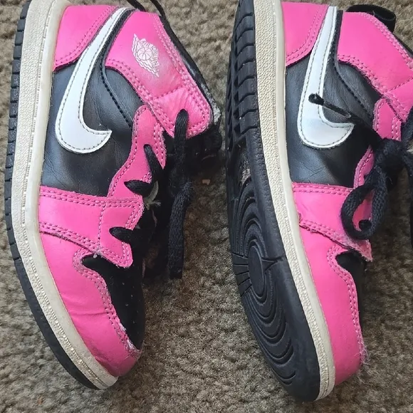 Jordan 1 MID (TD)  KIDS SIZE 10C
