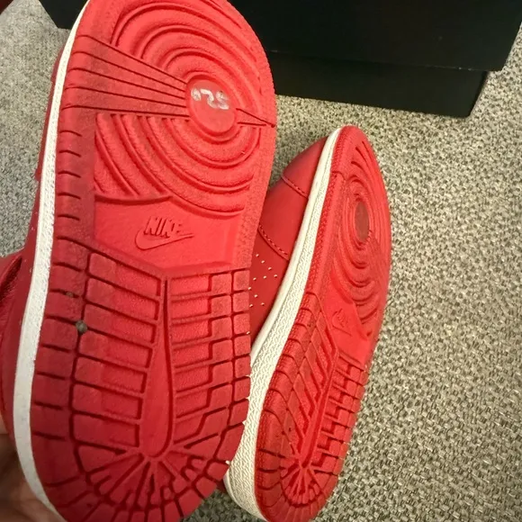 Jordan Kids Red Sneakers