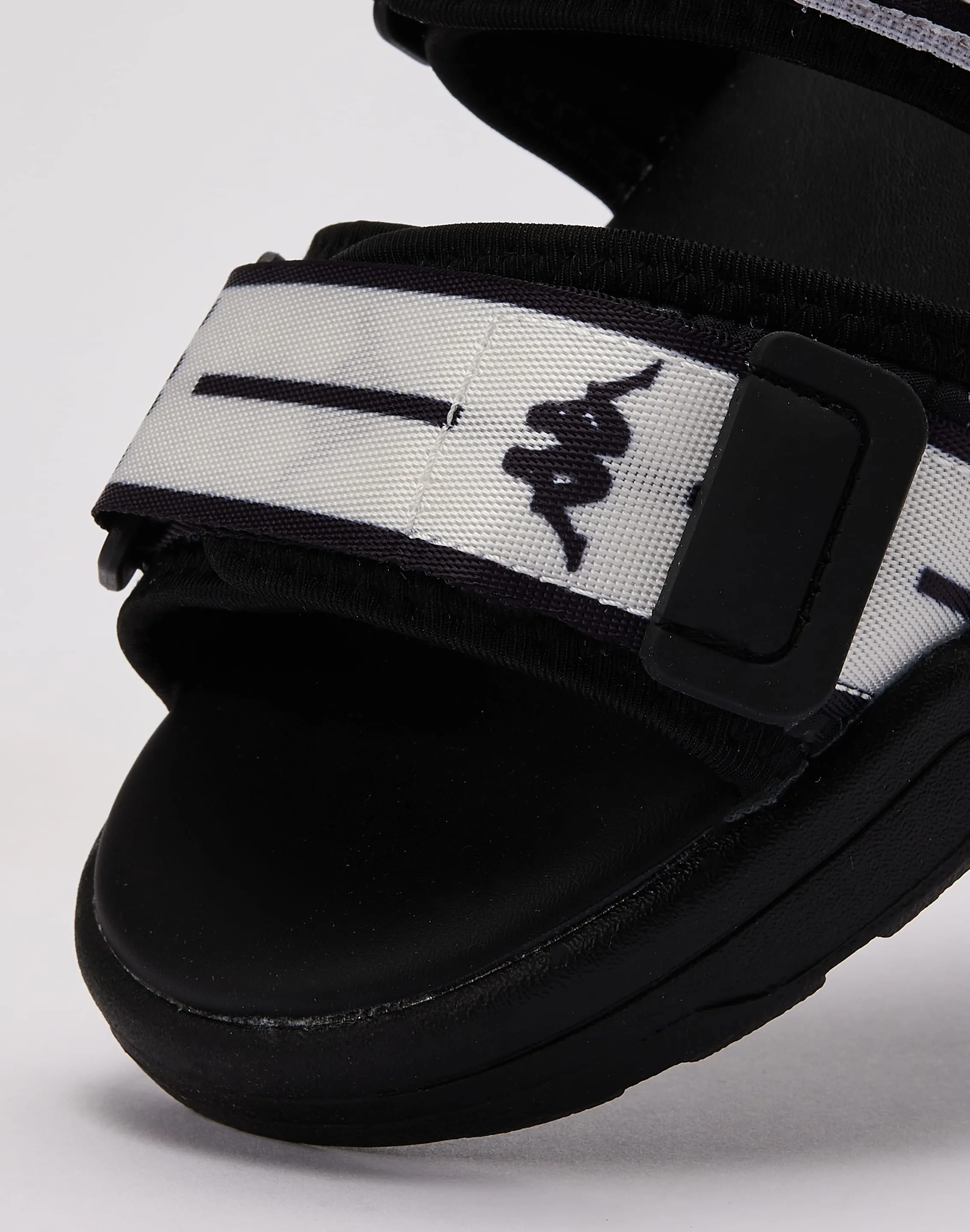 Kappa Authentic JPN Crees Slides Grade-School