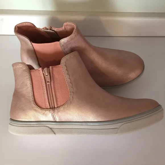 Lands’ End Big Girl’s Chelsea Sneaker Boots ROSE GOLD Pink Metallic Size 6