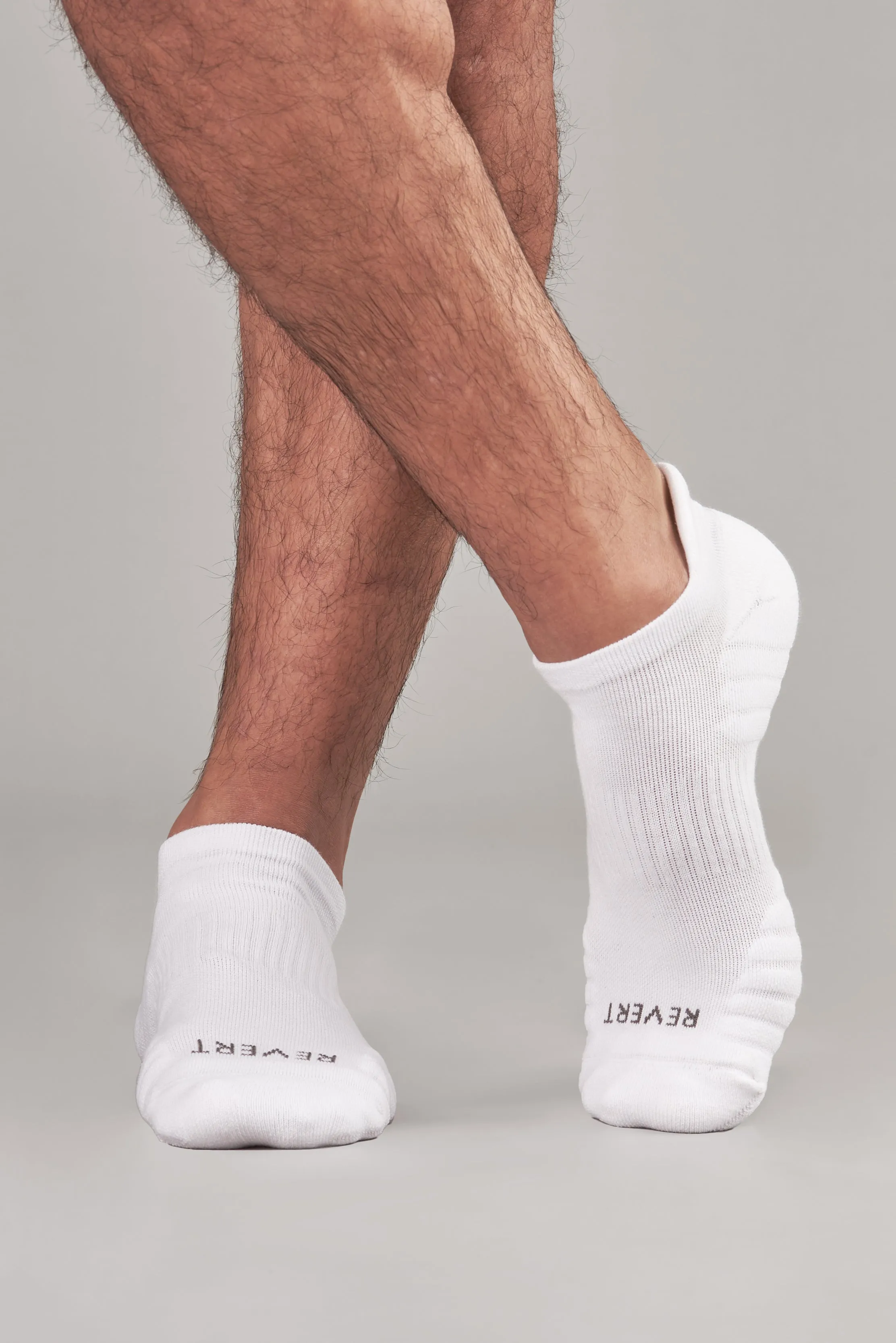 Men's Ankle Essentials: 6-Pack Mid-Weight Comfort Socks