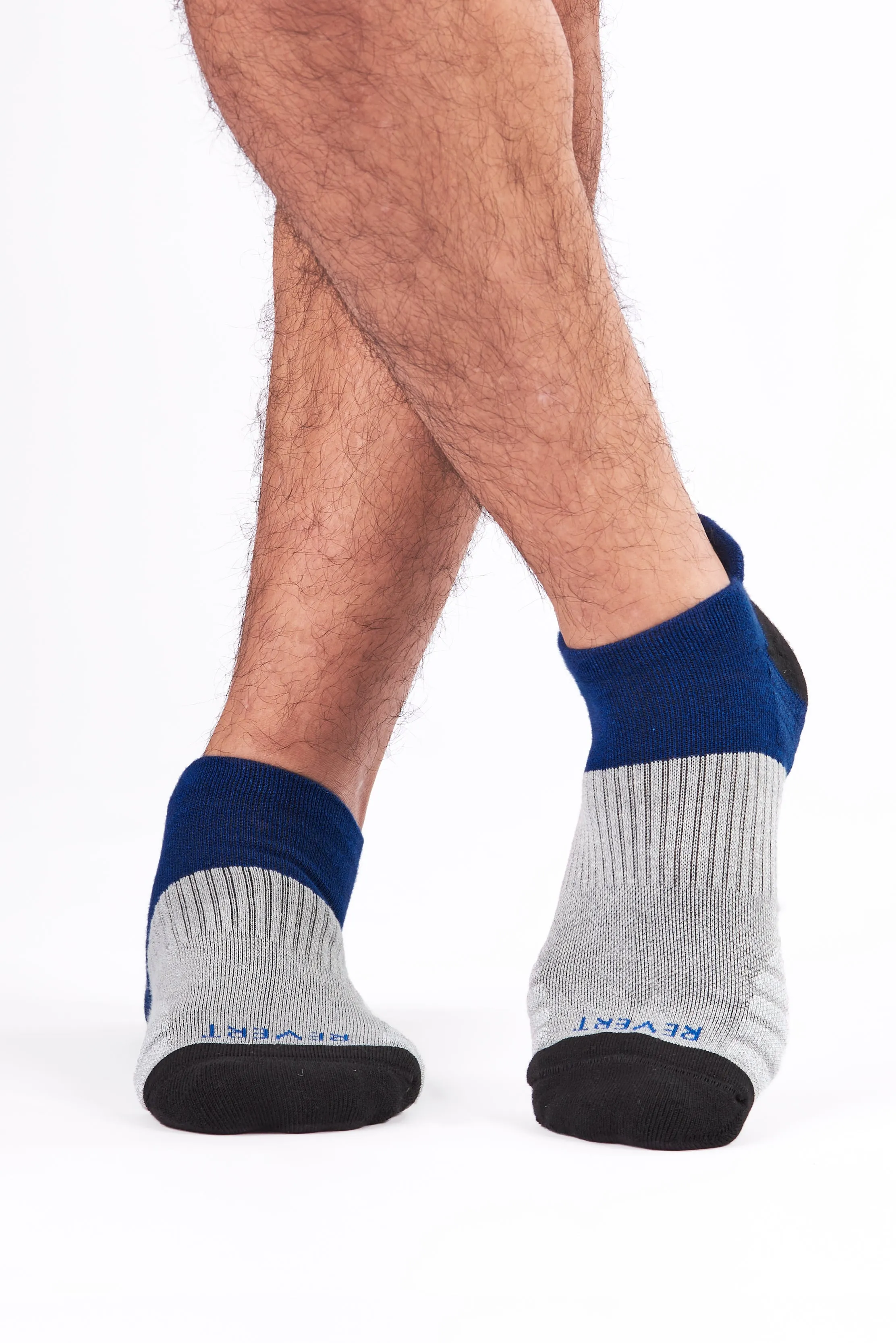 Men's Ankle Essentials: 6-Pack Mid-Weight Comfort Socks