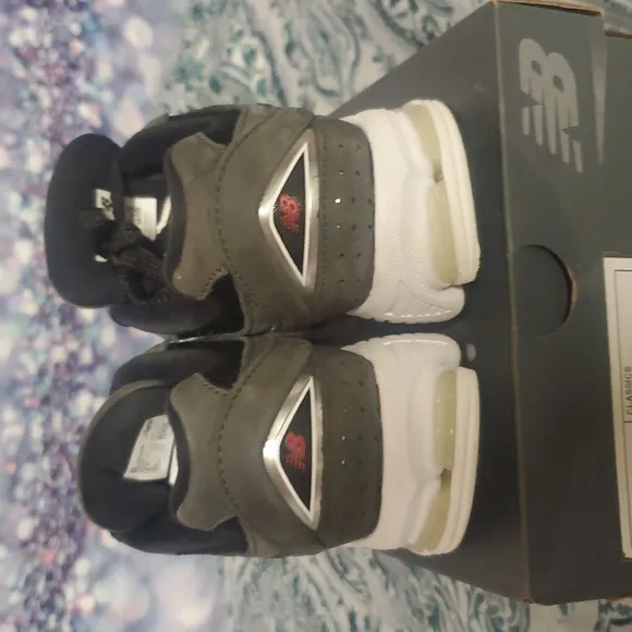 New Balance Men's Gray Sneakers