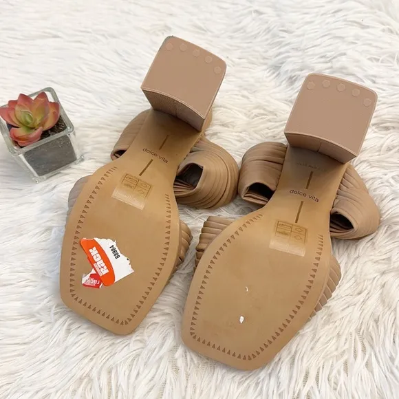 NEW Dolce Vita Vita Alton Tan Slide Sandal Heel women sizes 5, 5.5, 10