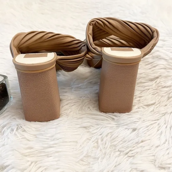 NEW Dolce Vita Vita Alton Tan Slide Sandal Heel women sizes 5, 5.5, 10
