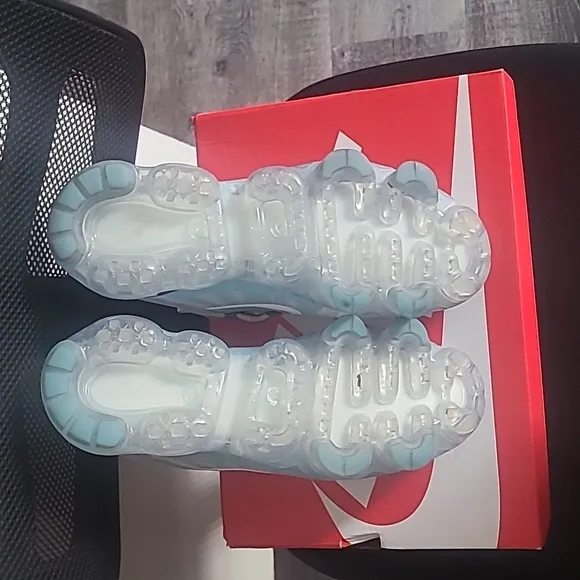 Nike Air VaporMax Gray Sneakers