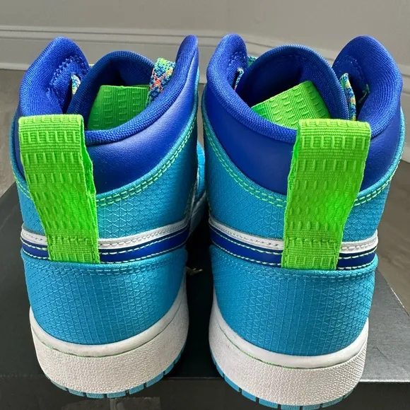 Nike Jordans Blue and Green kids  Basketball Sneakers size 5