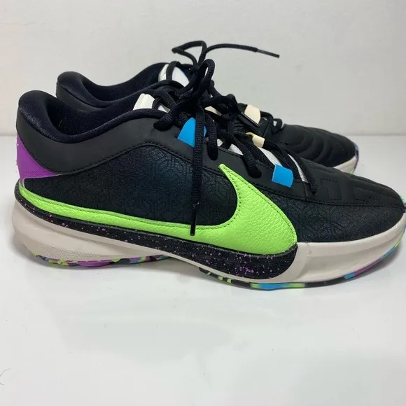 Nike Men’s Zoom Freak 5 Black Phantom Fuchsia Dream Sneakers DX4985-002 Size 9