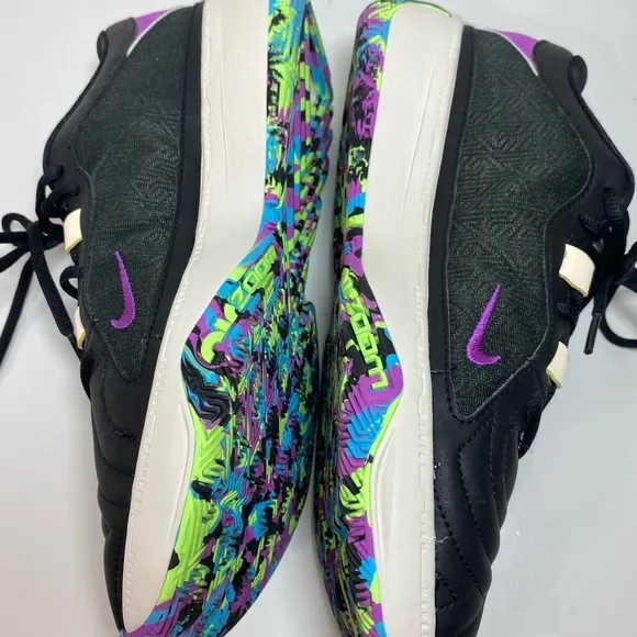 Nike Men’s Zoom Freak 5 Black Phantom Fuchsia Dream Sneakers DX4985-002 Size 9