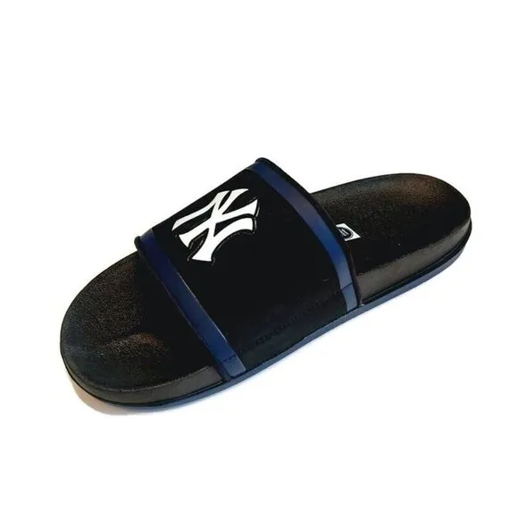 Nike Offcourt Slide New York Yankees Mens Size 12 Sandal Cushioned Strap Black