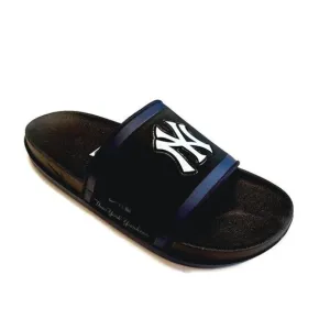 Nike Offcourt Slide New York Yankees Mens Size 12 Sandal Cushioned Strap Black