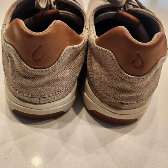 Olukai Lae‘ahi Lī waxed canvas sneakers. Size 9