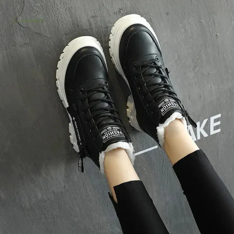 Rowy™ | Warm ankle sneakers with faux fur