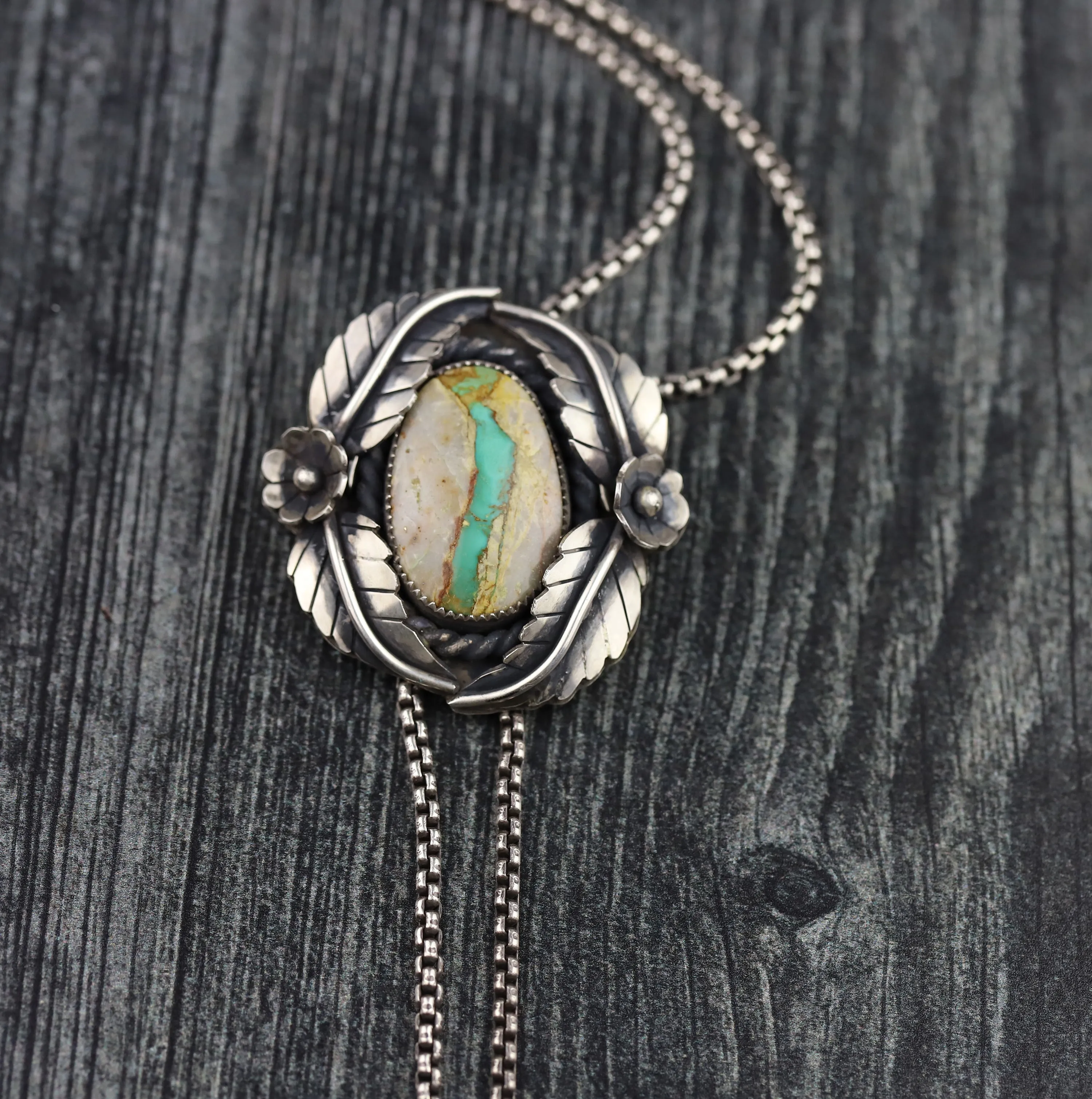 Royston Ribbon Lady Bolo