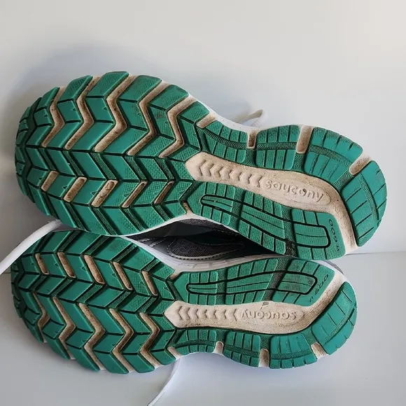 Saucony Womens Gray and Teal Sneakers