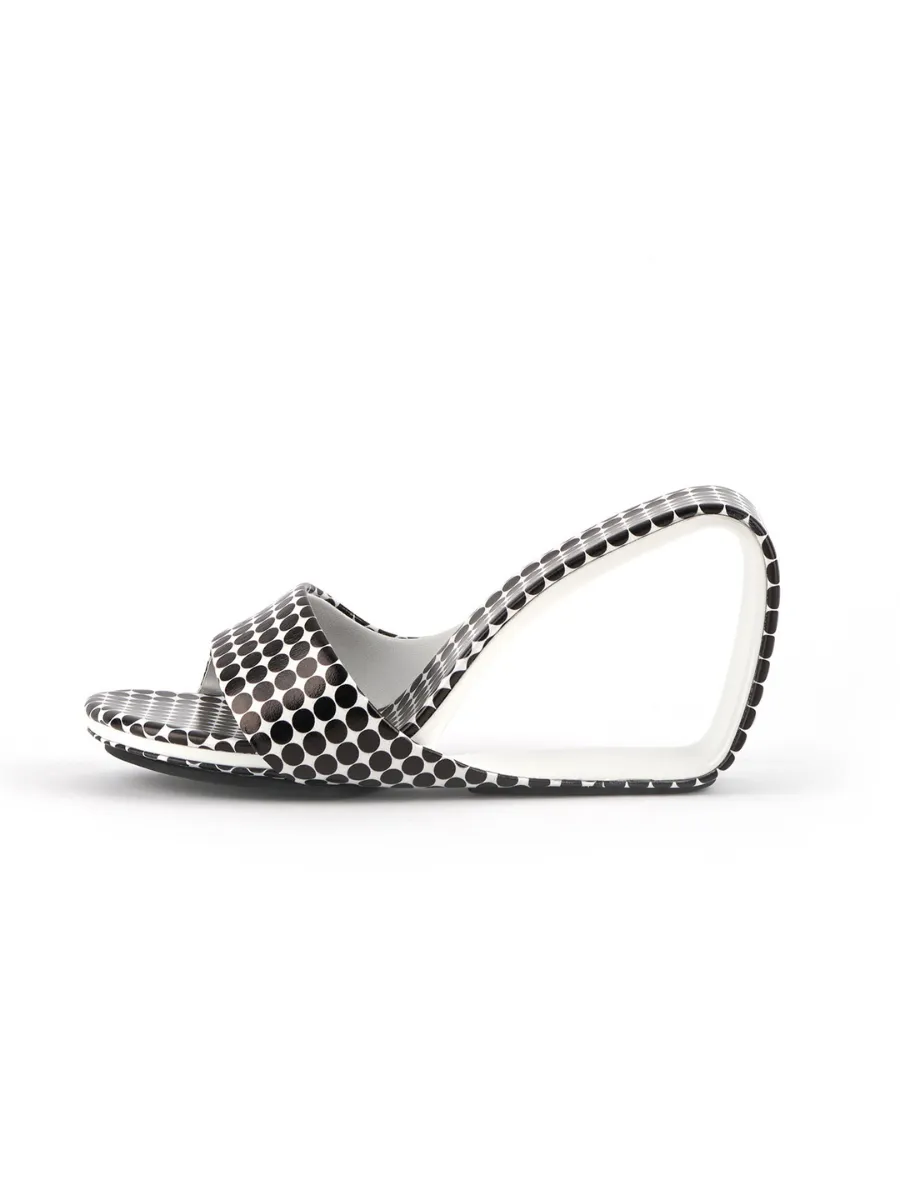 Set It Straight Leather Wedge Slide - Black