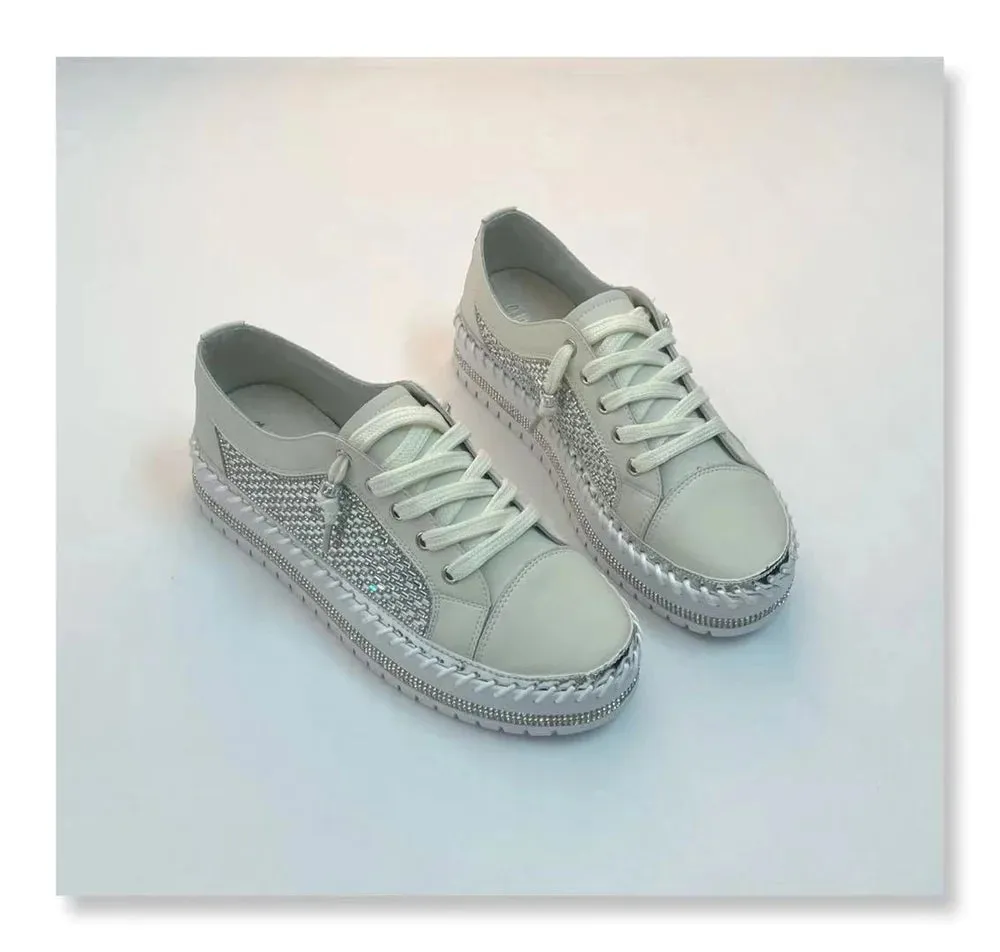 Show Shoe (SHOW)