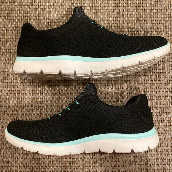 Skechers 9.5 Black Memory Foam Slip On Sneakers