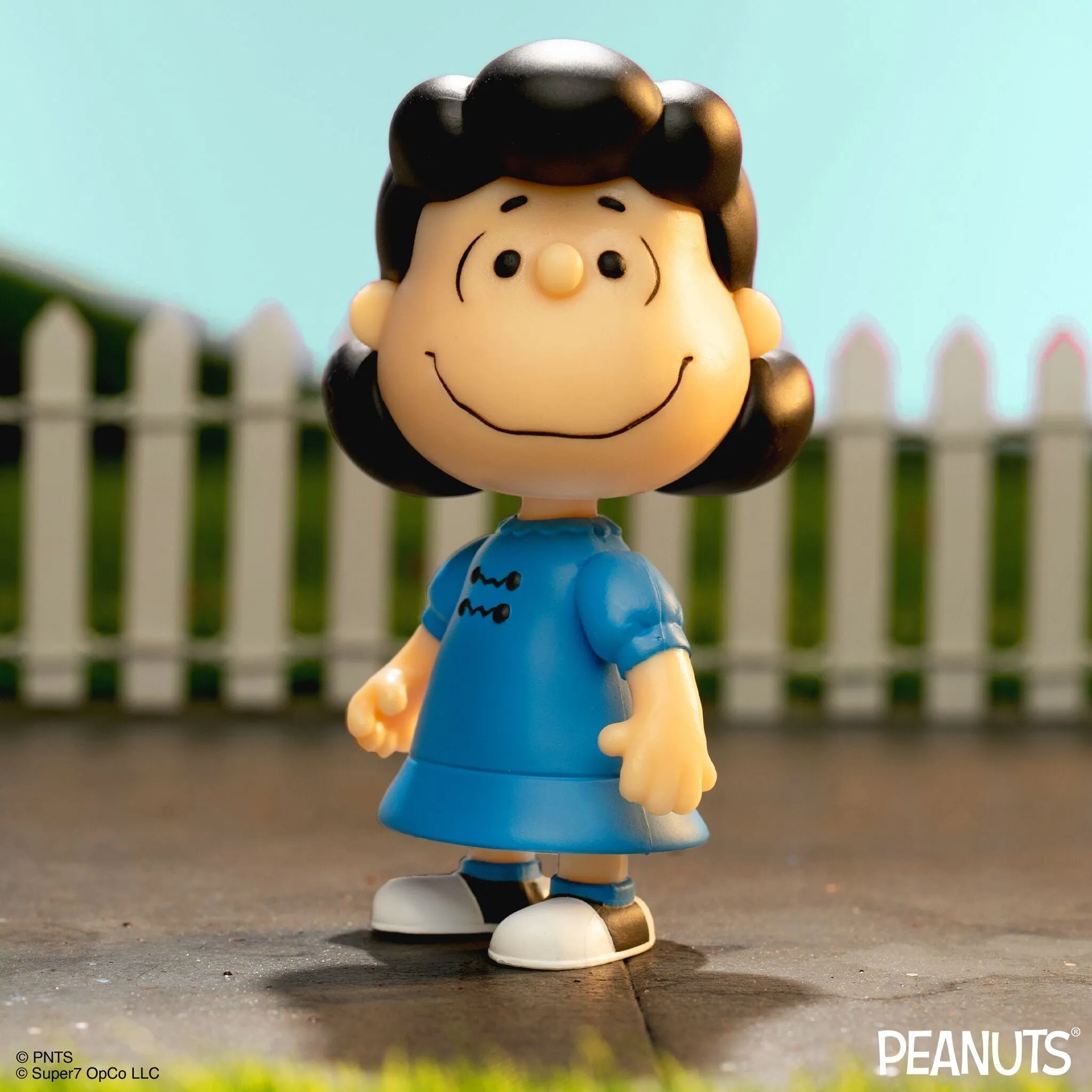 Super7 x Peanuts - Charlie Brown, Snoopy, Lucy, & Franklin W7 ReAction Figures
