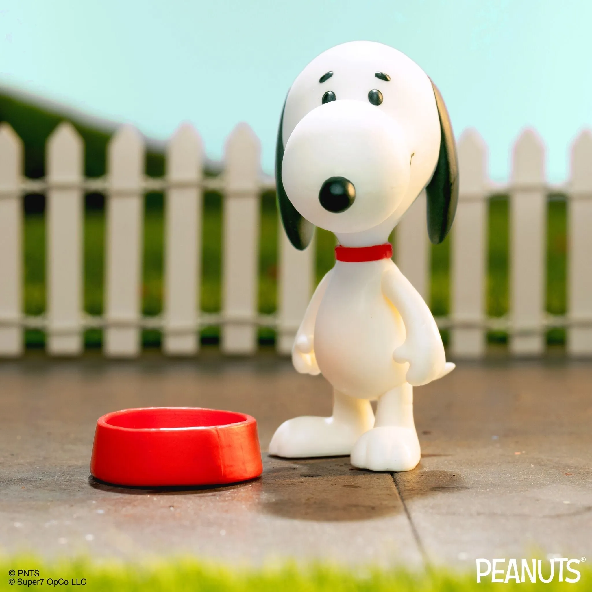 Super7 x Peanuts - Charlie Brown, Snoopy, Lucy, & Franklin W7 ReAction Figures
