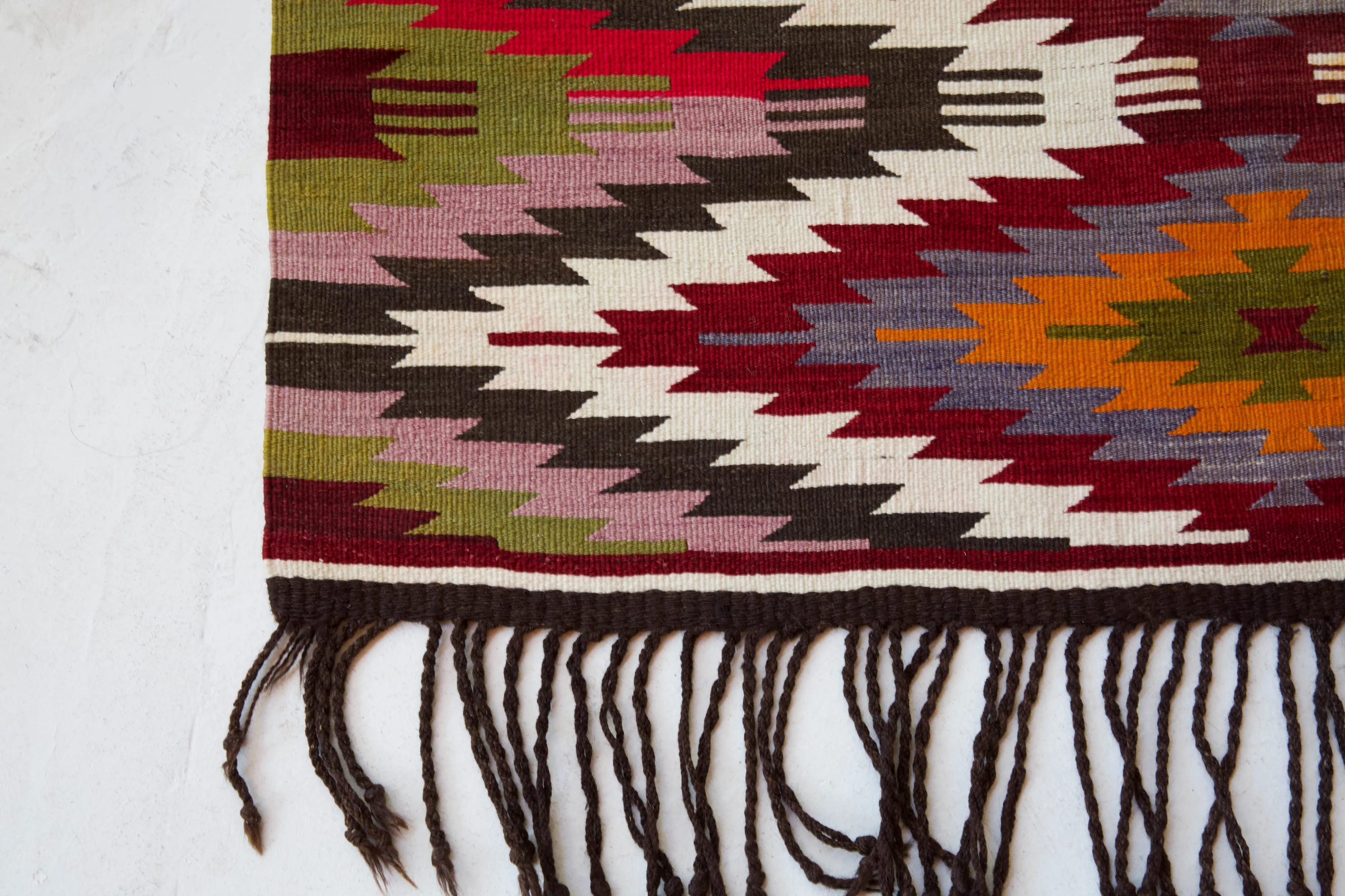 Vintage Toros Kilim Rug 3'9"x4'9"