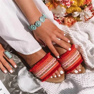 Women's flat sandals